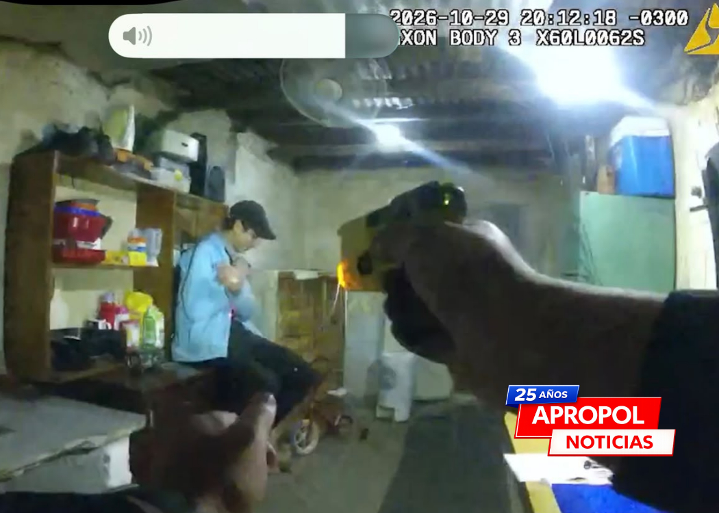ROSARIO: dos intervenciones policiales con pistola Taser permitieron reducir y aprehender a dos agresores en hechos de violencia de género