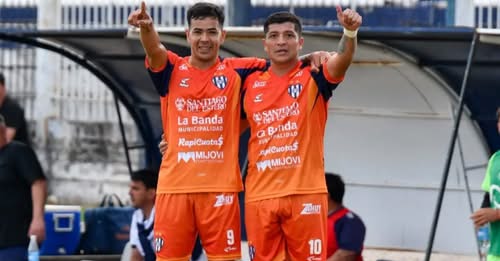 Sarmiento goleó a Sp. Atenas 3 a 0 en La Banda
