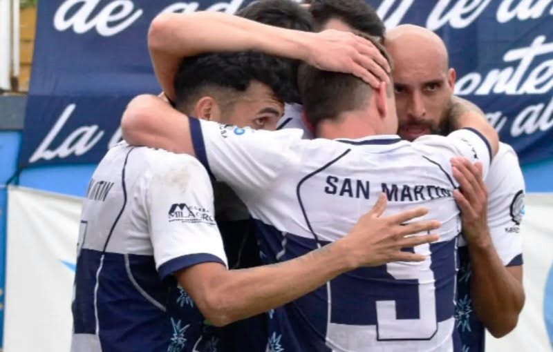 San Martín (F) goleó 3 a 0, a Sarmiento