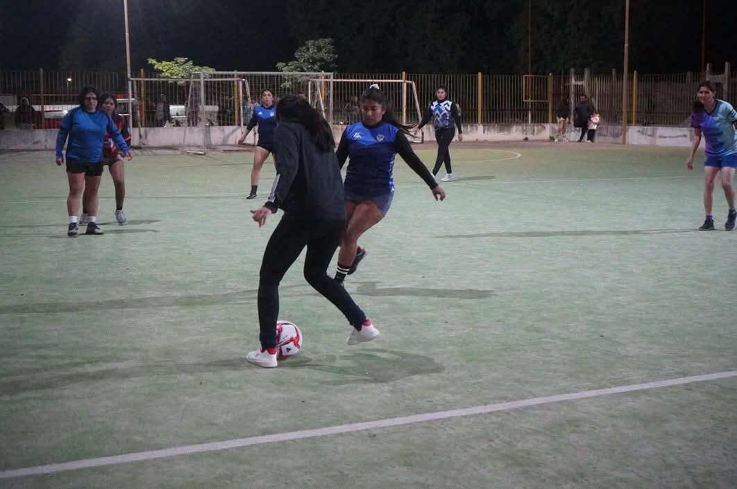 Cooperativa Barrial se consagró campeón del Torneo Clausura de Fútbol Femenino en La Banda