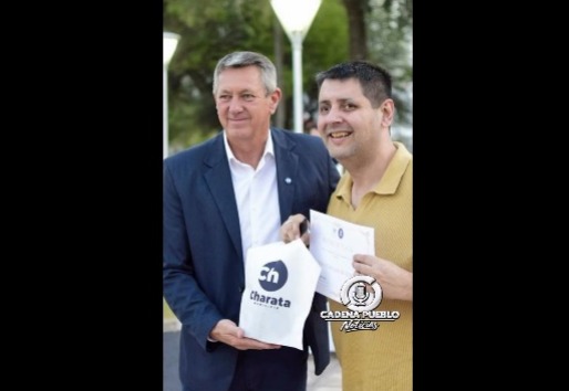 ACTO POR EL DIA DEL MAESTRO EN PLAZA SARMIENTO DE LA CIUDAD DE CHARATA