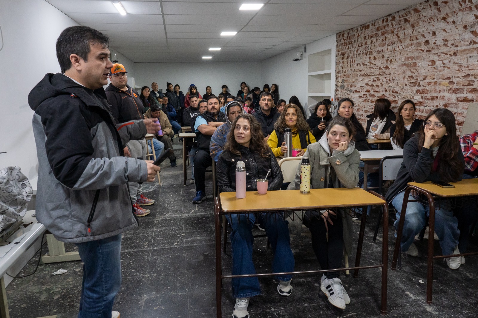 Estudiantes del Centro de Formación Profesional N° 650 recibieron una charla sobre gestión de residuos