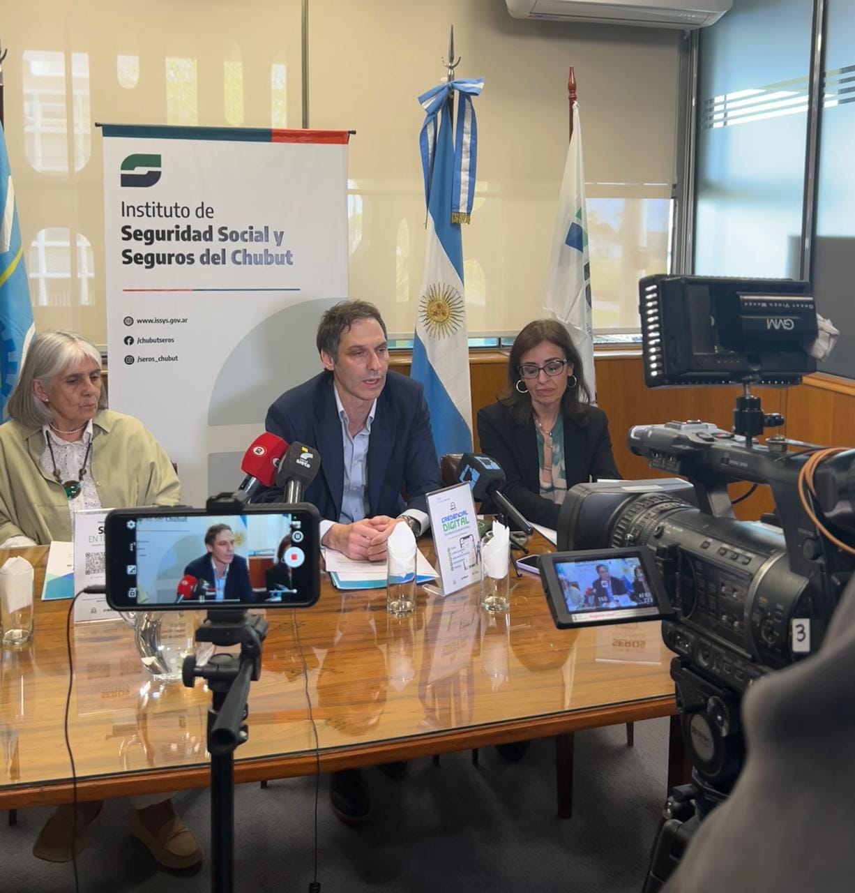 El ISSyS presentó oficialmente la Credencial Digital SEROS