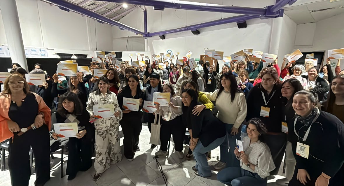 Con récord de convocatoria, 180 mujeres se capacitaron en el programa Raíz Emprendedora