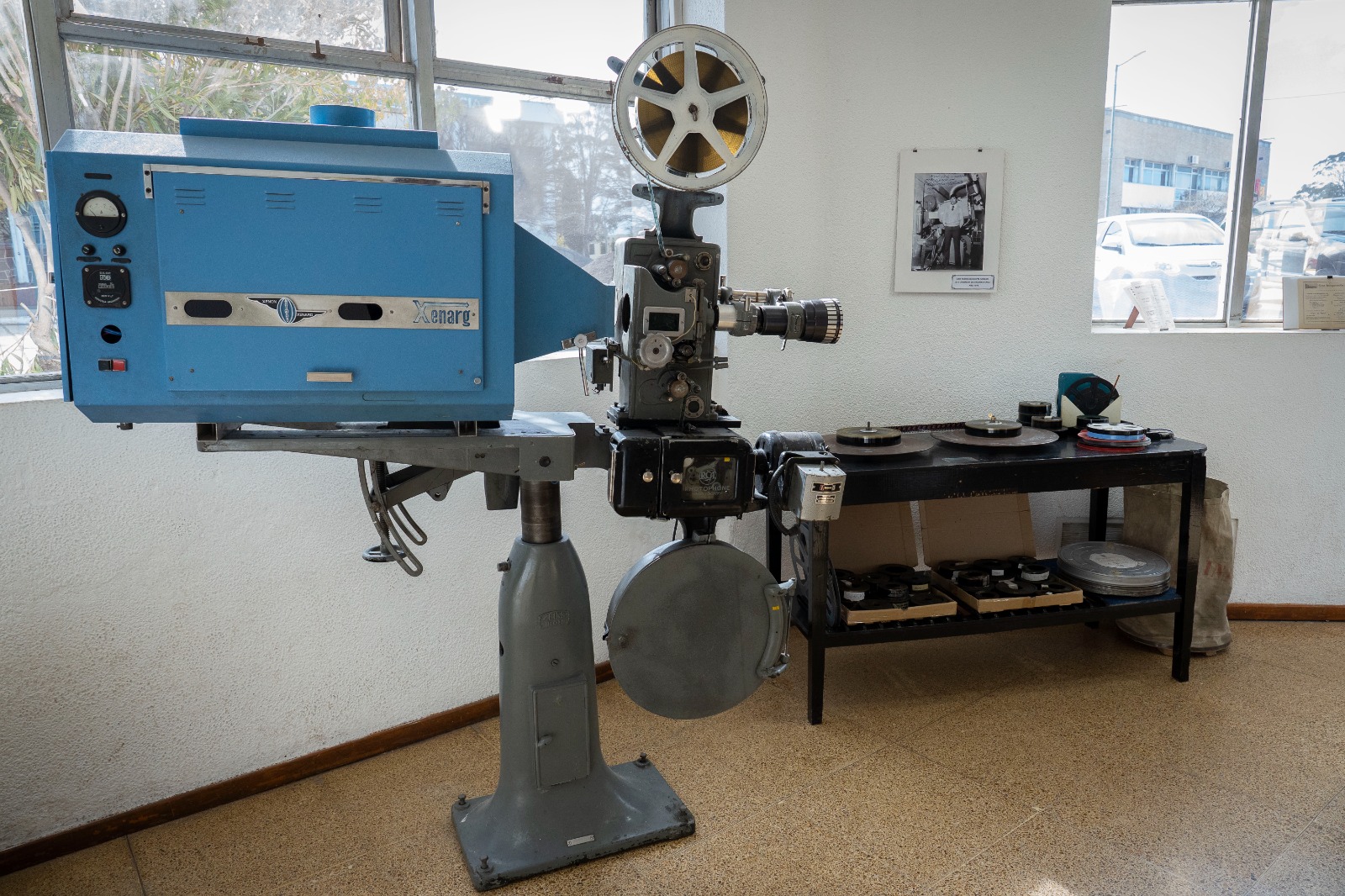 Una muestra recorre los 50 años del Cine Teatro de Rawson