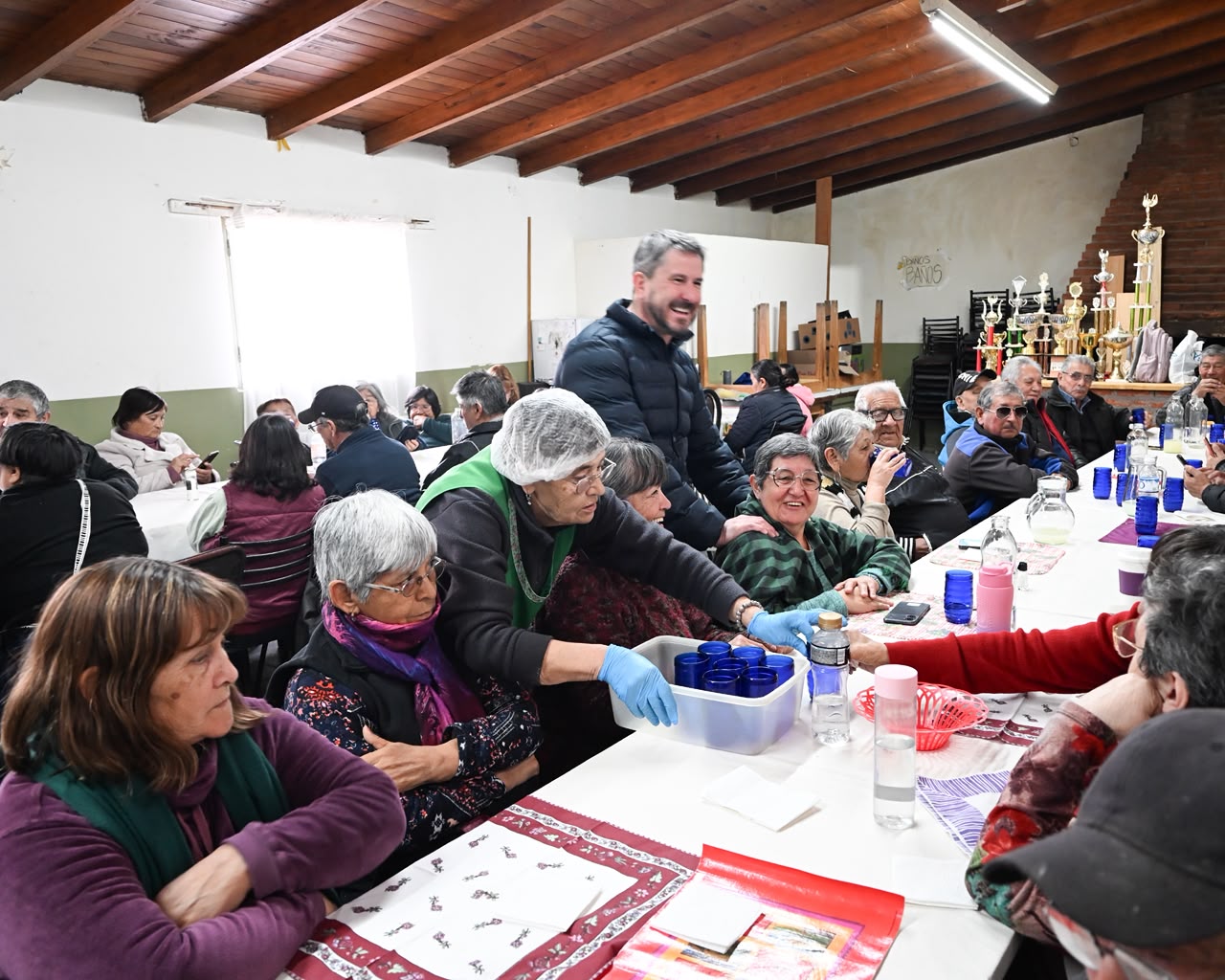 Merino visitó el Centro de Jubilados “Justicia Social”