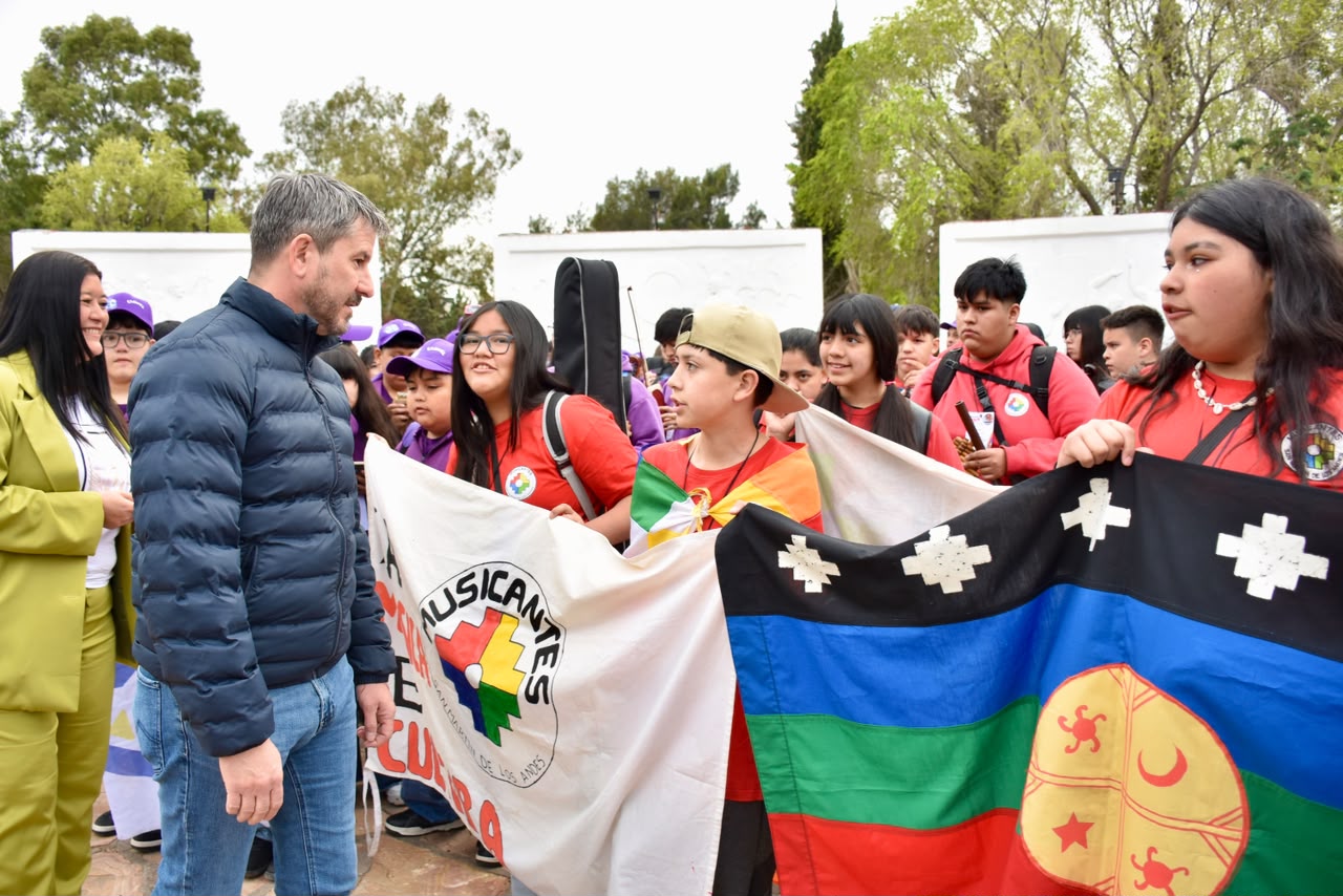 Con una Caminata Sonora, comenzó en Trelew el encuentro de orquestas juveniles de la Patagonia