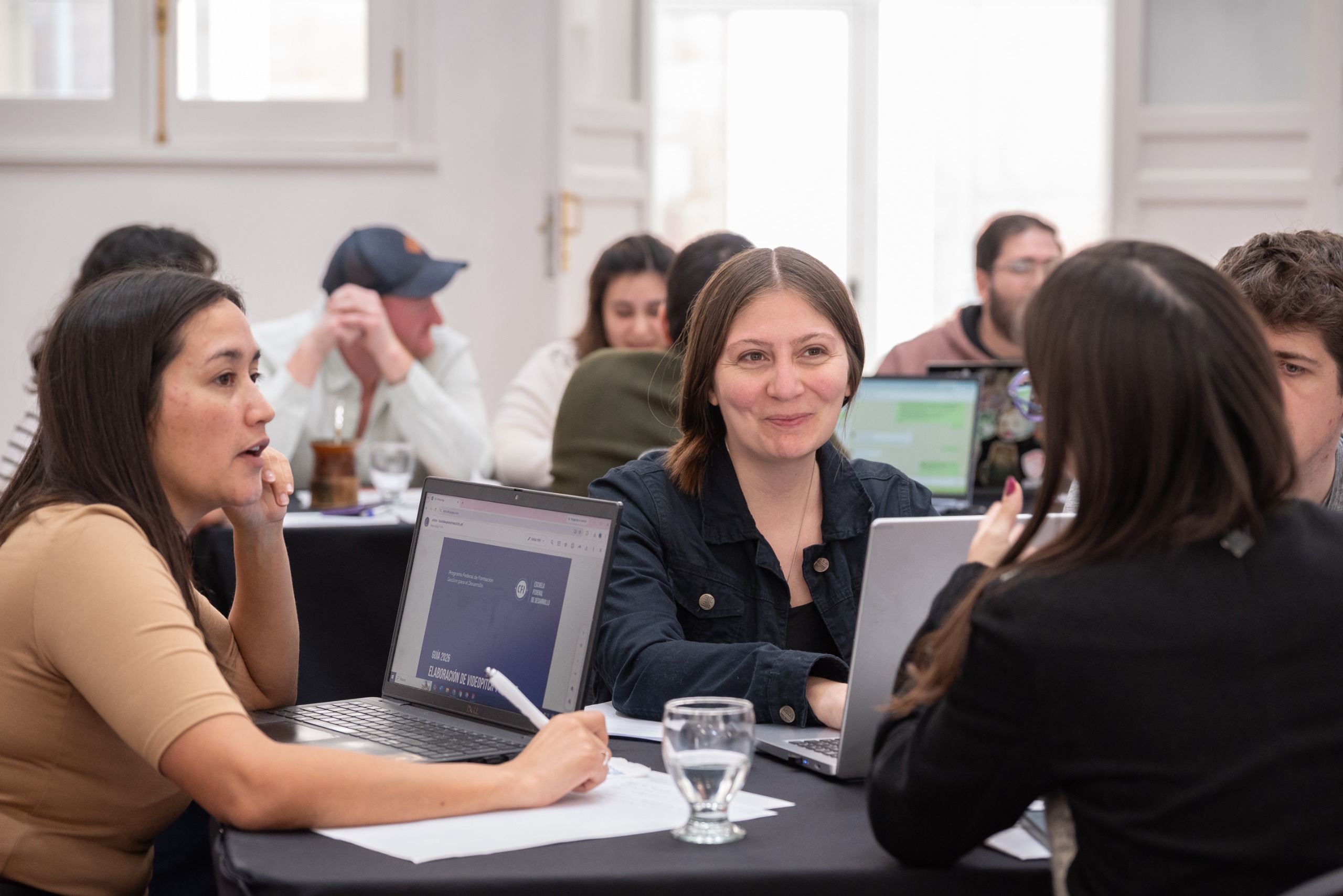 Chubut acompaña a jóvenes de toda la provincia que se forman en políticas públicas, innovación y desarrollo económico