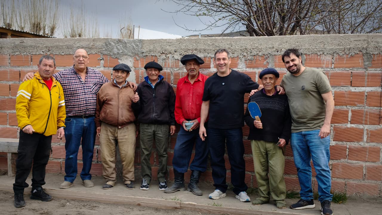 Luque se reunió con vecinos en Tecka: “En el interior de Chubut es donde más se sufre la falta de oportunidades”