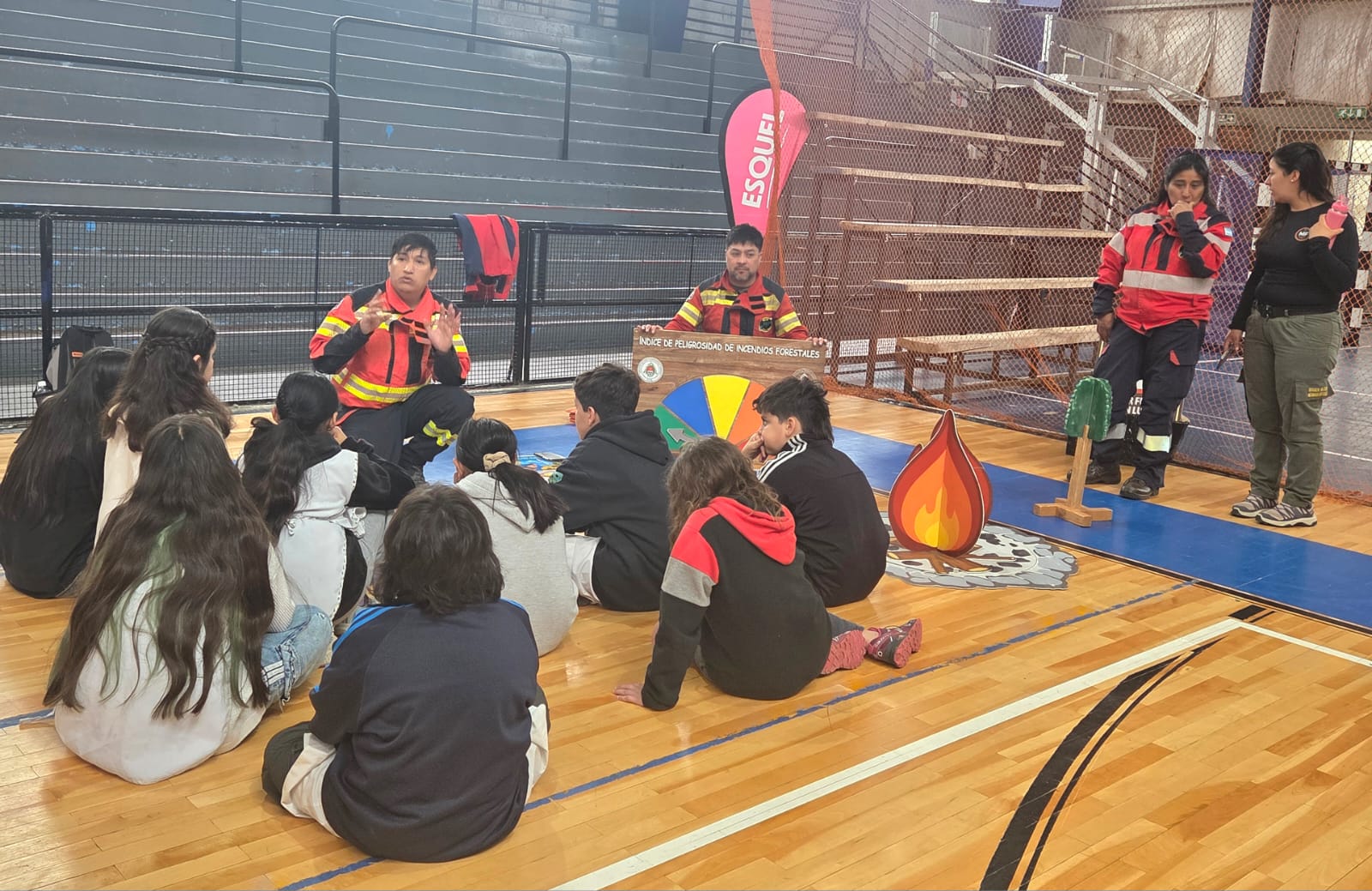 Con la participación de cientos de estudiantes cordilleranos, Provincia realiza una campaña educativa para prevenir incendios forestales