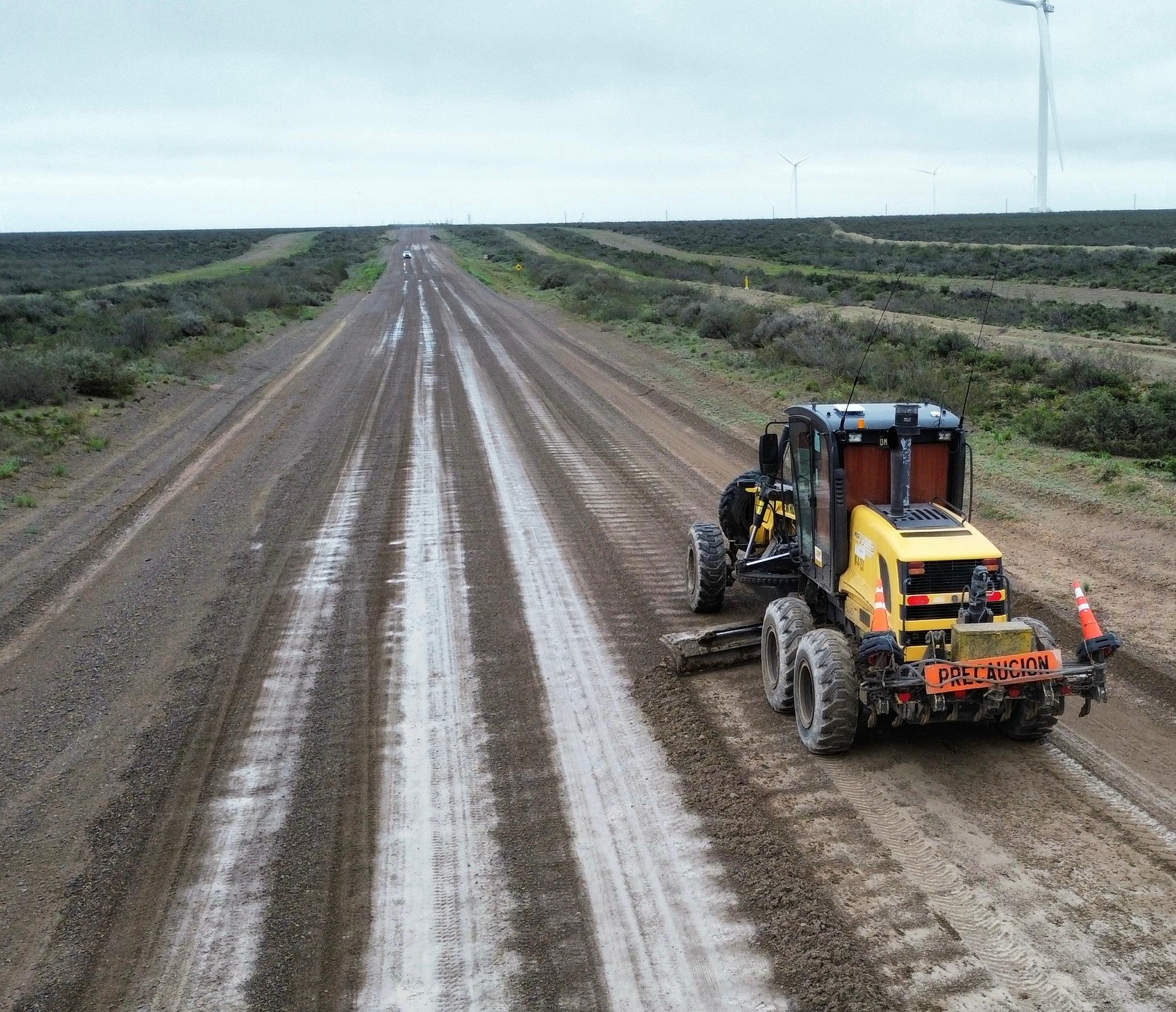 Alerta por lluvias en Chubut: cuatro rutas provinciales y tres ANP permanecen cerradas al tránsito y se despliega un operativo preventivo
