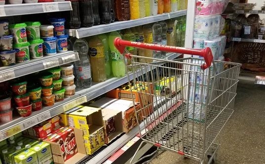Los alimentos comenzaron octubre con nuevas subas de precios