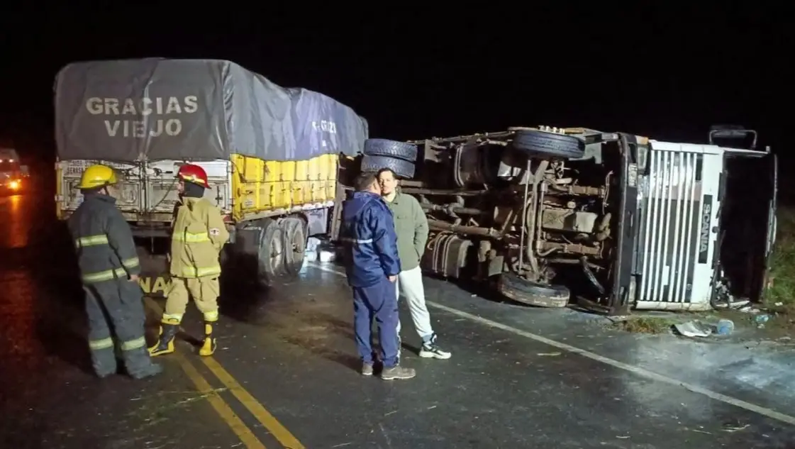 Ruta 51: habilitan el tránsito en la zona de Frapal luego del vuelco de un camión