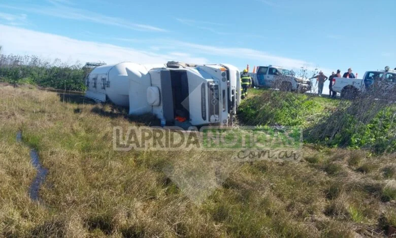 Despiste de un camión en la Ruta Provincial 51: el conductor fue trasladado y se encuentra sin lesiones