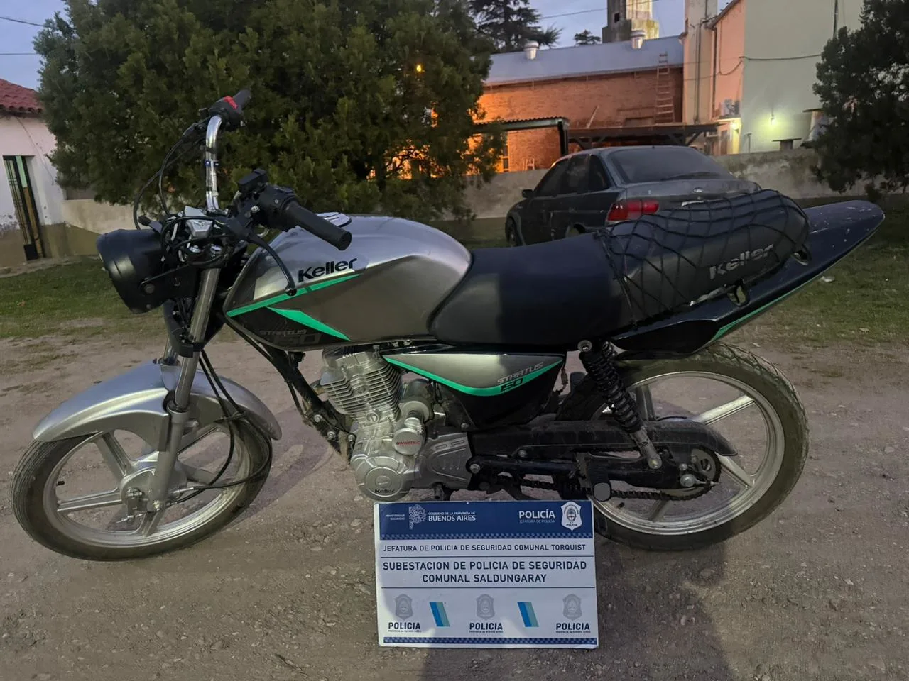 Allanamiento y secuestro de motocicleta en Saldungaray