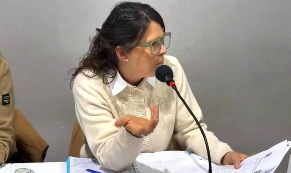 Rivas cuestionó el enfoque del Municipio tras la quema de cables: “Se preocuparon más por lo punitivo que por saber qué le pasaba a esa persona”