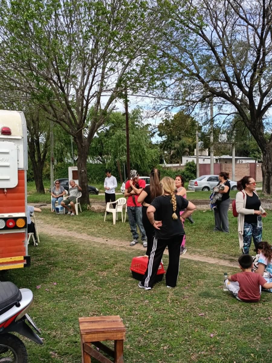 Sauce Viejo-OTRO EXITOSO OPERATIVO DE “LA MUNI EN TU BARRIO Sauce Viejo-OTRO EXITOSO OPERATIVO DE “LA MUNI EN TU BARRIO