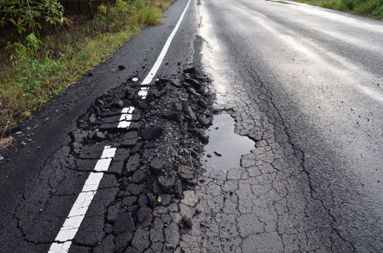 Rutas rotas, responsabilidades ausentes