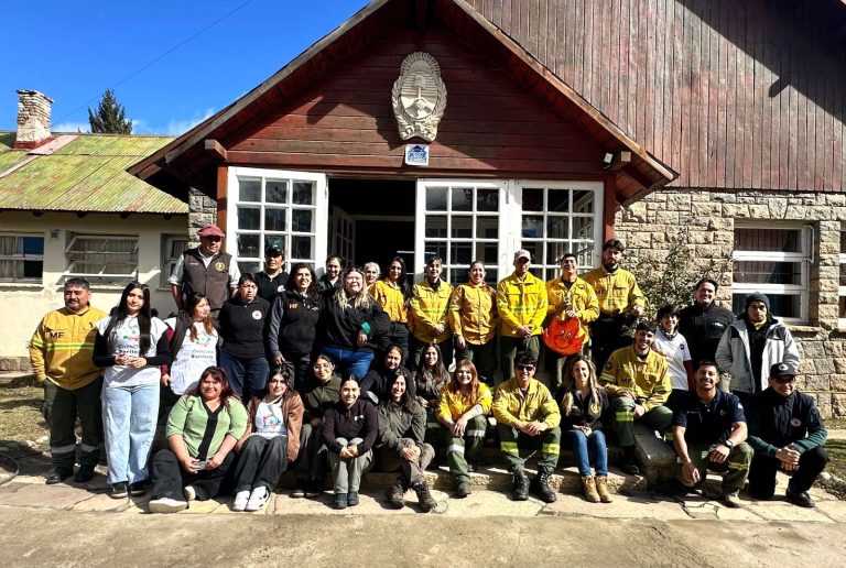 Más de 400 estudiantes participaron de una jornada interinstitucional de prevención de incendios