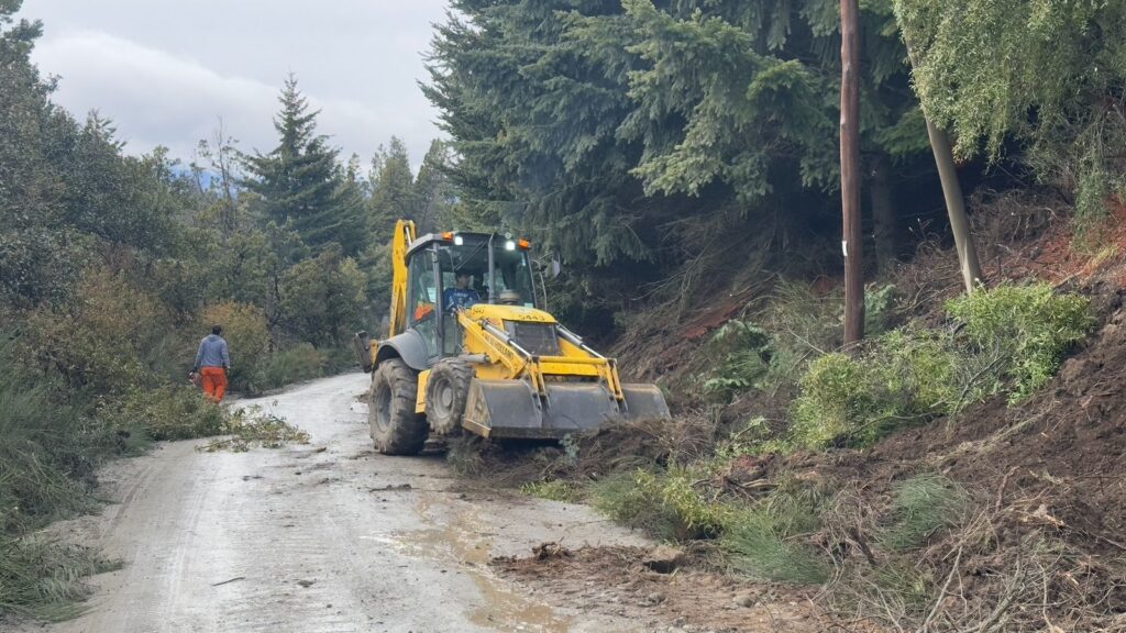 El Municipio ensancha y mejora el camino de acceso al cerro Otto