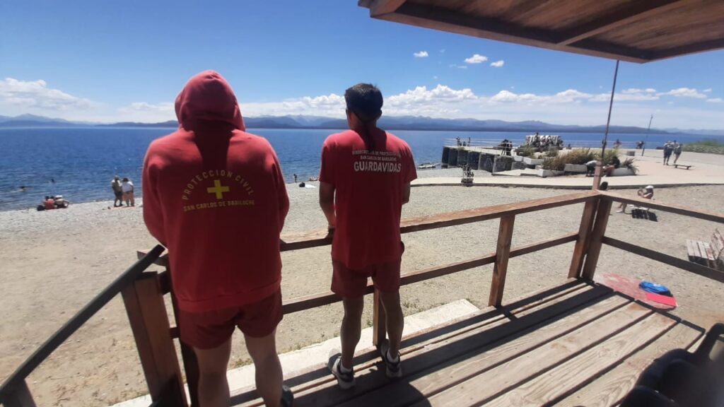 San Carlos de Bariloche abre la convocatoria para el cuerpo de guardavidas de la temporada 2026/2027
