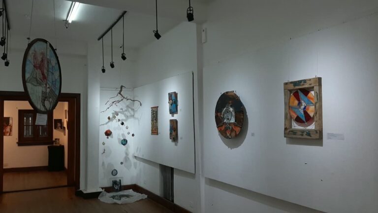 ¡Magia, brillo y emoción!: La Sala Frey enciende sus luces para la fascinante muestra «En tu mirada»