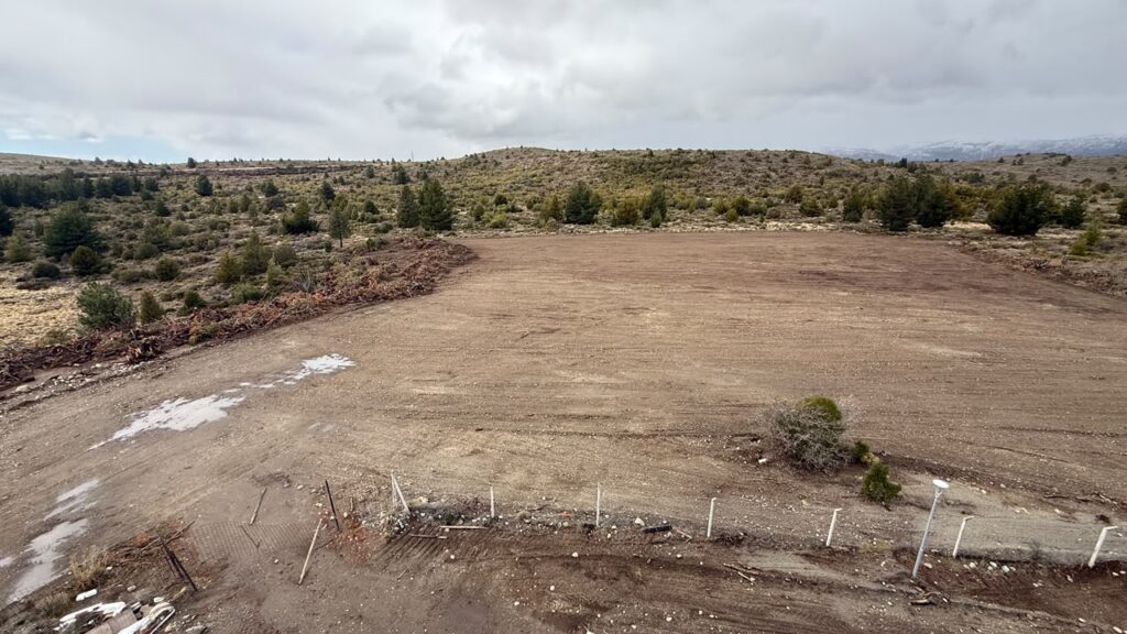Con recursos propios, el Municipio acondicionó el estacionamiento del nuevo campus de la UNRN