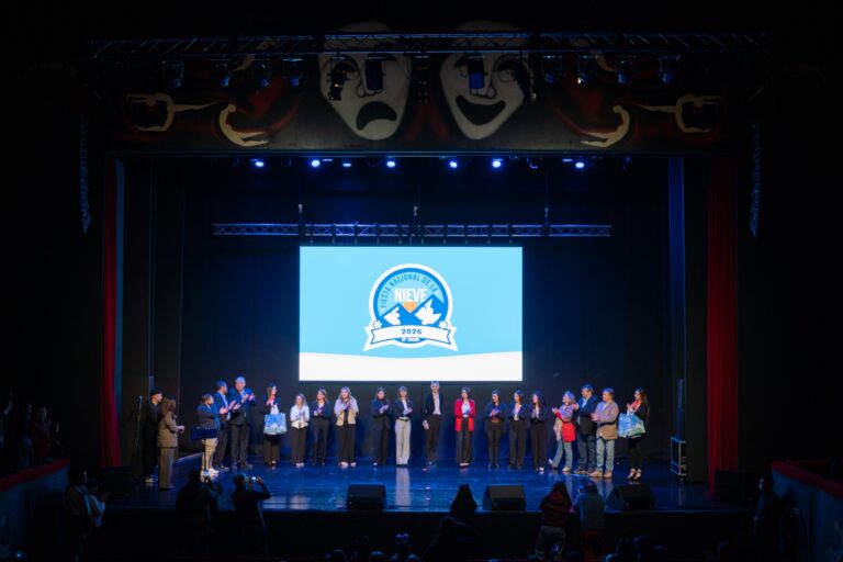 Presentación de las candidatas para la elección de la futura Reina de la Nieve