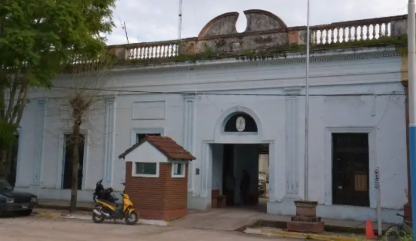 Corrientes: escapó de un allanamiento y murió tras caer con la moto en plena fuga