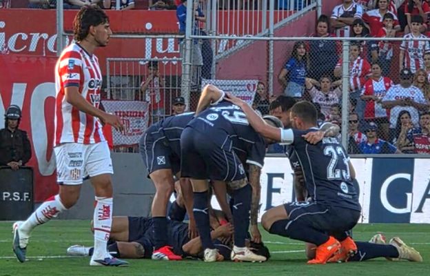 Torneo Clausura: Gran triunfo de Independiente en Santa Fe