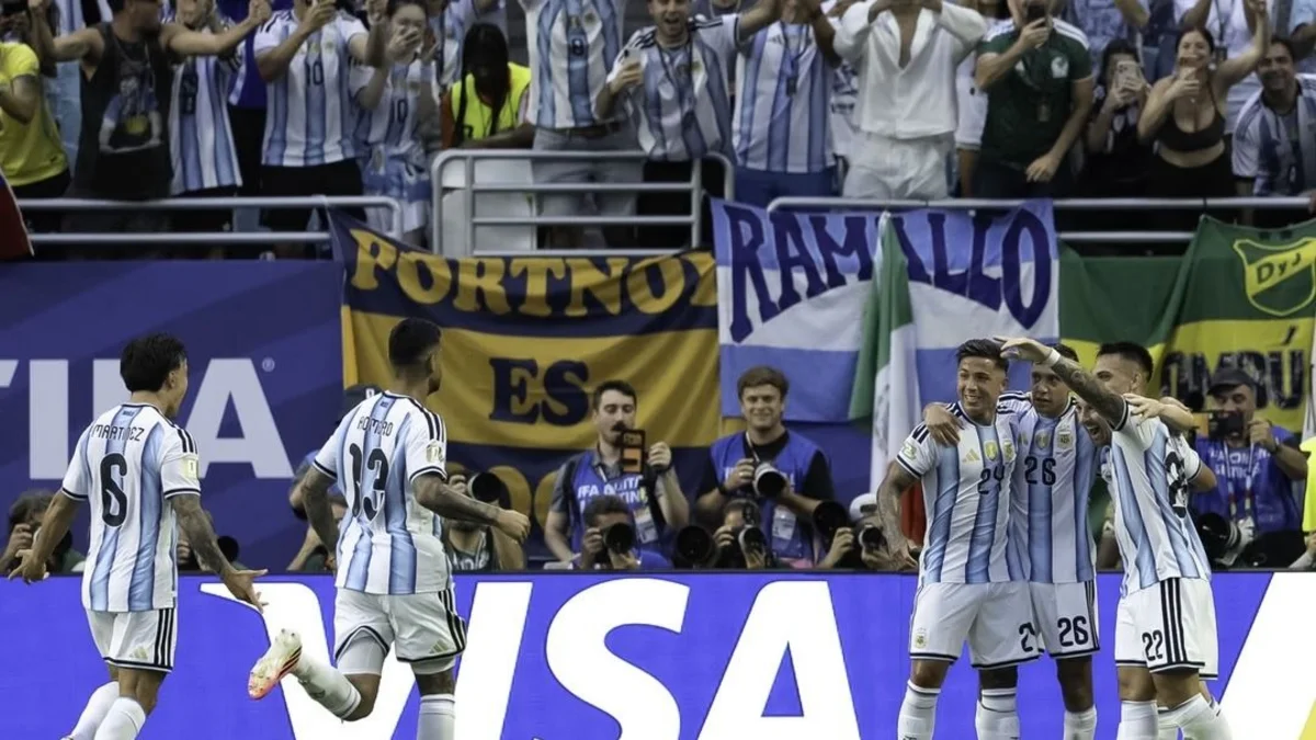 FESTEJOS.webp Modo Mundial 2026: Argentina sufrió mucho ante Cabo Verde le gano 3 a 2,y ya esta en Octavos, lo espera Egipto
