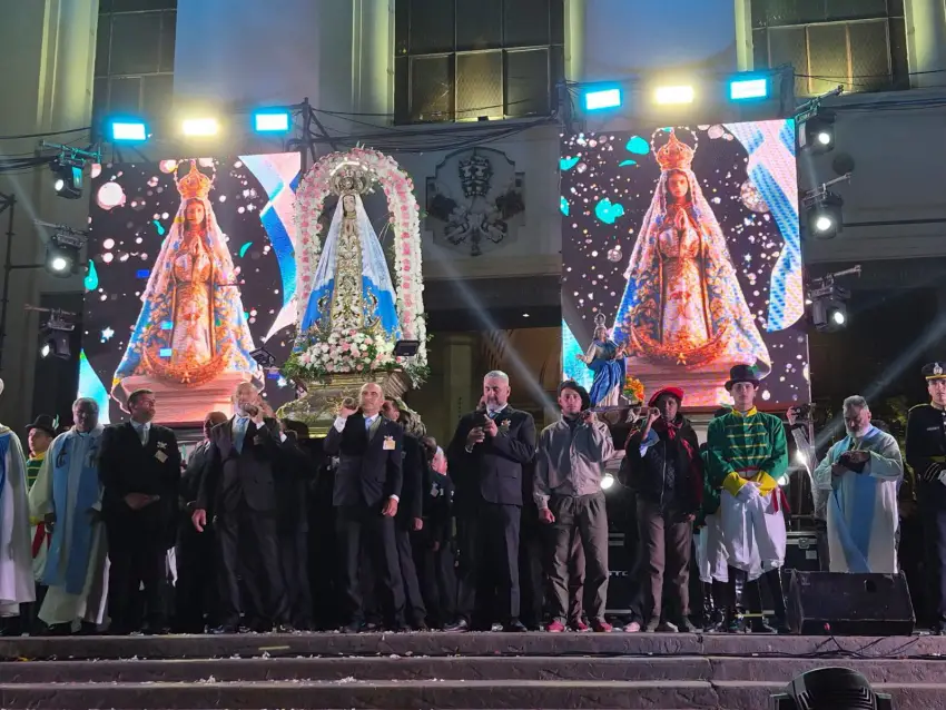 Así fue el saludo de la Virgen de Itatí a sus devotos