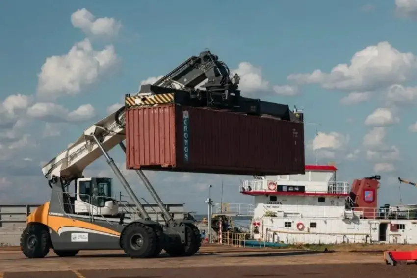 PUERTO.webp Las exportaciones de Corrientes alcanzaron los US$ 244 millones en los primeros ocho meses del año