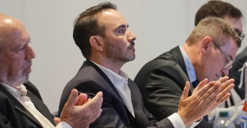 En Paraguay, el gobernador Juan Pablo Valdés resaltó el papel de Corrientes por puertos e hidrovía