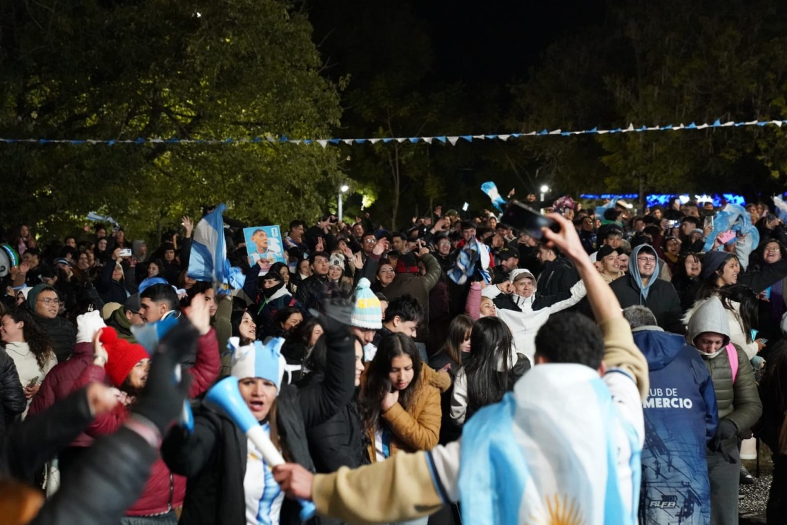 A seguir con la Cábala : La Municipalidad invita a vivir un nuevo Fan Fest para alentar a la Selección en octavos de final