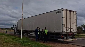 El nuevo camión desobstructor ya intervino en 15 puntos de la ciudad con tareas preventivas