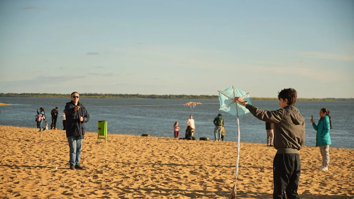 playa.webp Cesó la alerta por lluvias en Corrientes, pero prevén un marcado descenso de temperatura