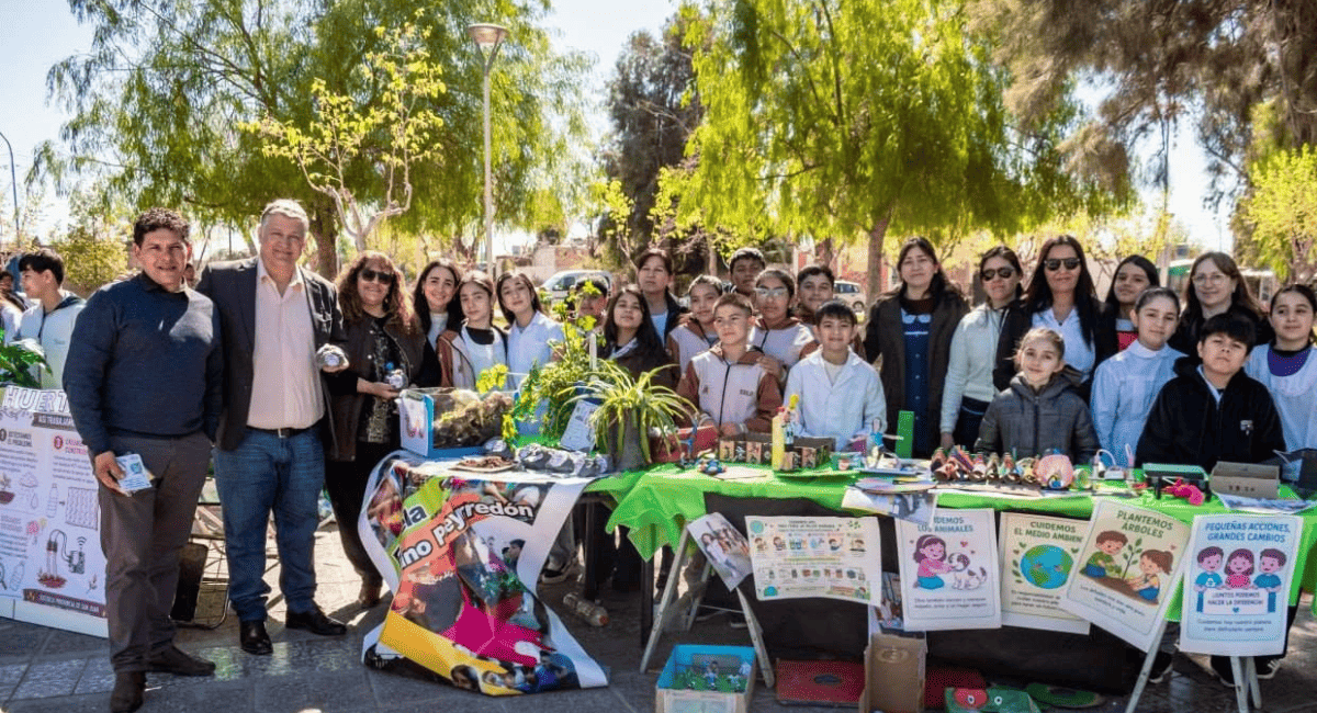 25 de Mayo impulsa la ecología: exitosa Muestra Anual de Clubes Ambientales junto a las escuelas 25 de Mayo impulsa la ecología: exitosa Muestra Anual de Clubes Ambientales junto a las escuelas