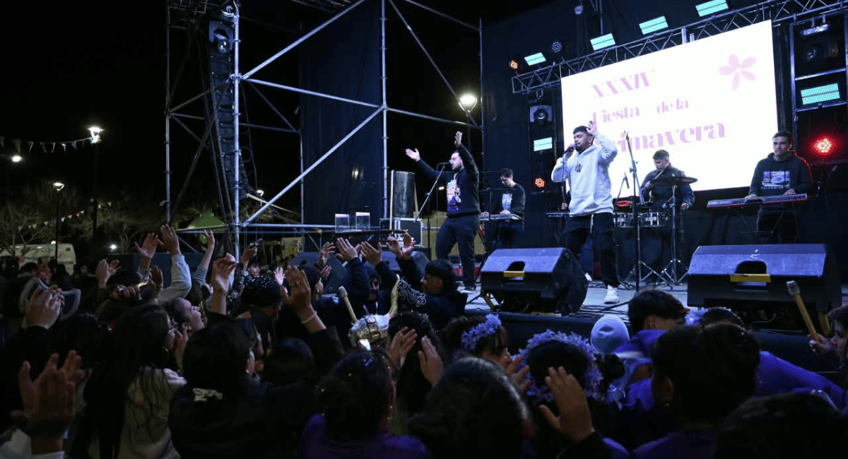 Desfile de carruajes y música: así se vivió la 34.ª Fiesta de la Primavera en Iglesia.
