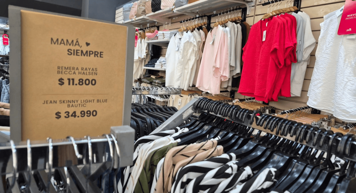 Especial Día de la Madre en Balbi: remeras desde $14.990 y jeans de dama desde $34.990 Especial Día de la Madre en Balbi: remeras desde $14.990 y jeans de dama desde $34.990