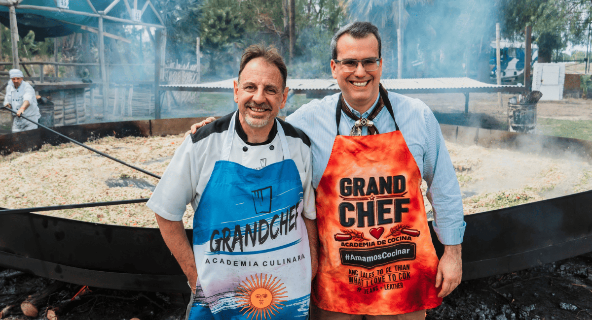 Rawson cocinó el risotto de espárragos más grande del mundo en la Fiesta del Espárrago y el Alcaucil 2026