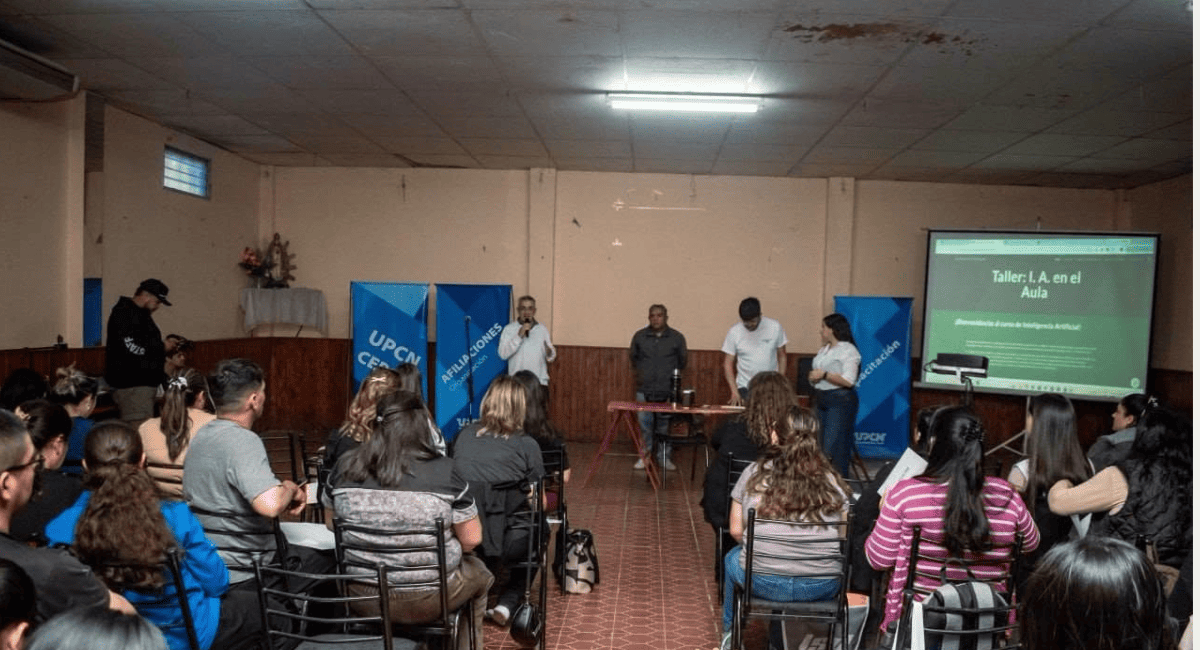 25 de Mayo dicta un curso de Inteligencia Artificial con aval ministerial en Las Casuarinas