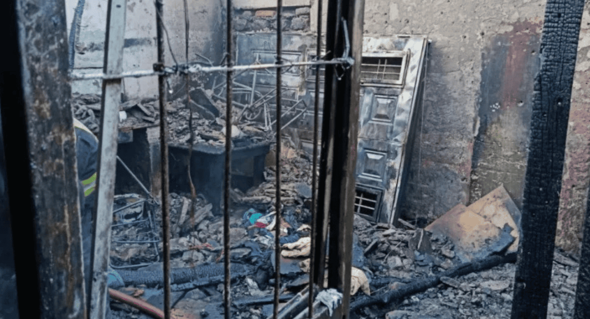 Un incendio consumió pertenecias dentro de una vivienda en Chimbas Un incendio consumió pertenecias dentro de una vivienda en Chimbas