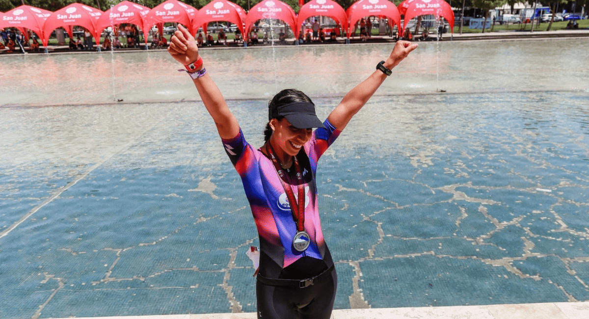 Gaetán Fetaud y Lucila Merlo ganaron el IRONMAN 51.50 – San Juan 2026