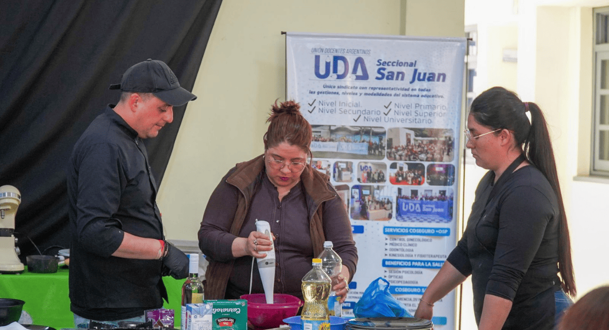 25 de Mayo: UDA y el Municipio dictaron taller de catering y cocina
