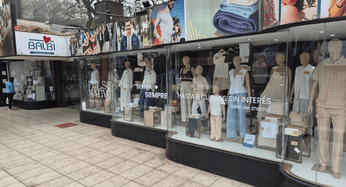 Especial Día de la Madre en Balbi: remeras desde .990 y jeans de dama desde .990 Especial Día de la Madre en Balbi: remeras desde .990 y jeans de dama desde .990
