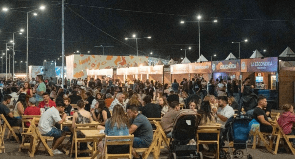 Atención gastronómica en la FNS 2026: será obligatorio aceptar efectivo y billeteras electrónicas