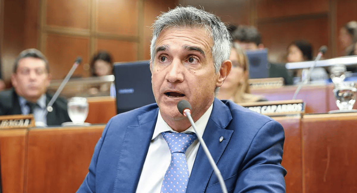 Franco Aranda: «Hoy la gente no llega a fin de mes, la industria cae y eso genera un problema severo para el oficialismo nacional».