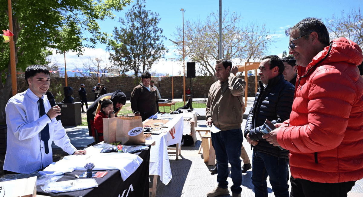 Exposición, talento y compromiso comunitario: balance positivo de la feria estudiantil en Rodeo Exposición, talento y compromiso comunitario: balance positivo de la feria estudiantil en Rodeo
