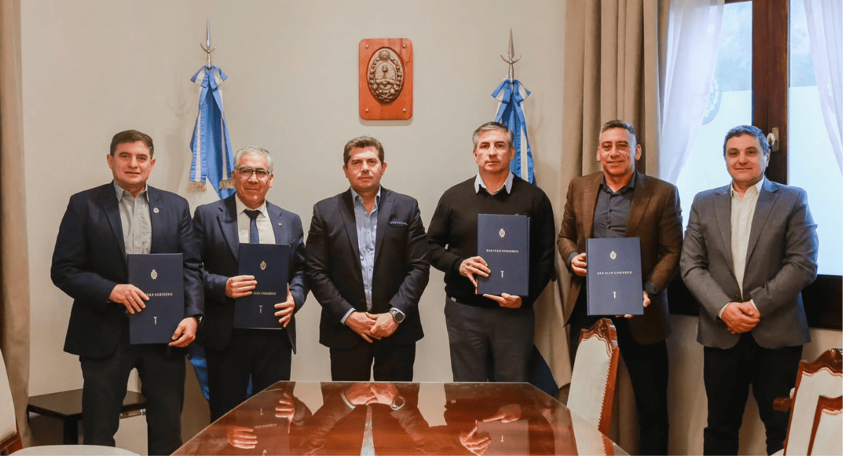 Orrego designó a Pablo Torres en la Policía de San Juan y confirmó a Diego Morales en Protección Civil Orrego designó a Pablo Torres en la Policía de San Juan y confirmó a Diego Morales en Protección Civil